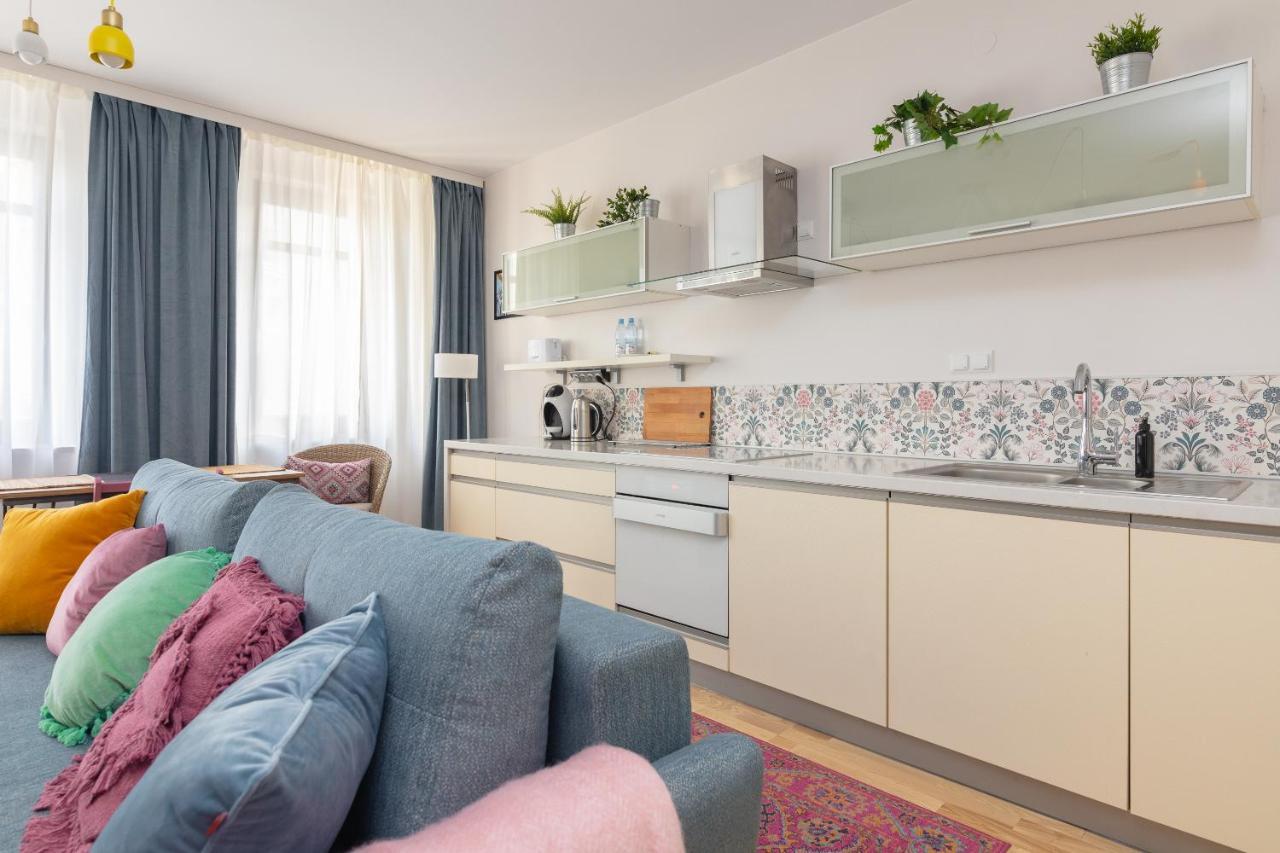 Wincentego Colorful Apartment ワルシャワ エクステリア 写真